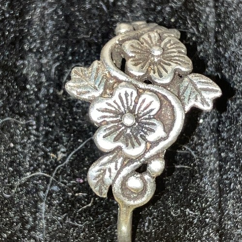 Sterling silver flower and - silver,